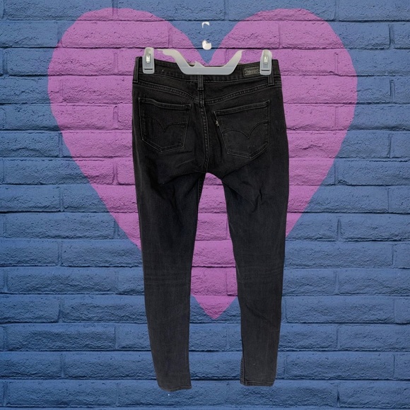 Levi’s - black low/med rise - Picture 2 of 4